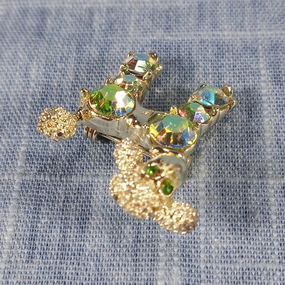 1960s Vintage Poodle Pin with Aurora Borealis Rhinestones - Picture 2 of 5